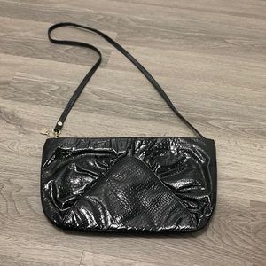 Brio glossy black handbag